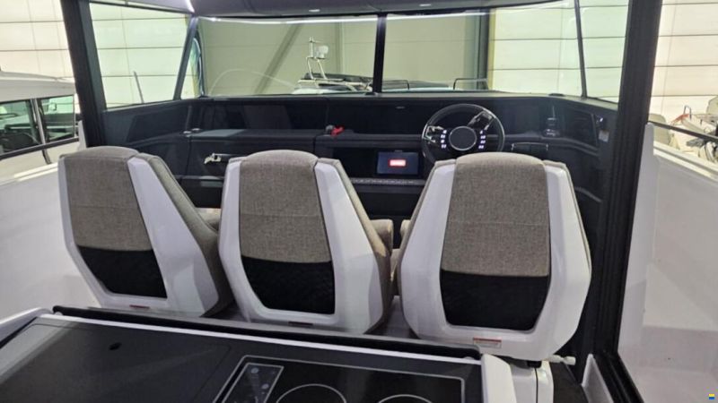 Axopar 45 XC Cross Cabin