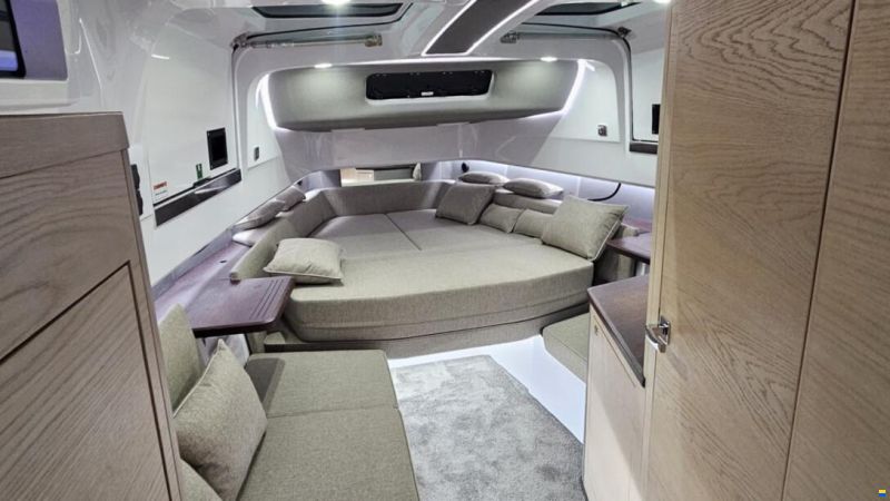 Axopar 45 XC Cross Cabin