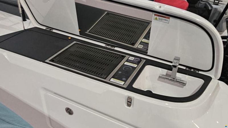 Axopar 45 XC Cross Cabin