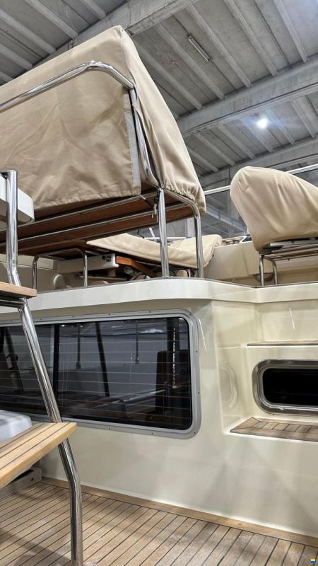 Targa 44
