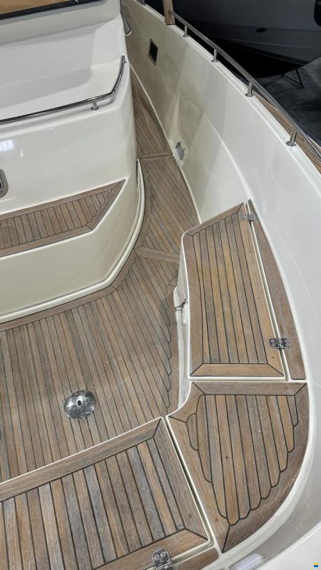 Targa 44