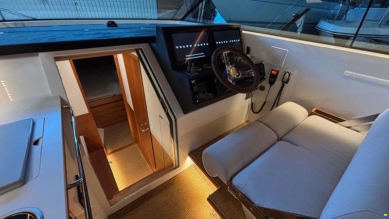Delta Powerboats 33 Coupé