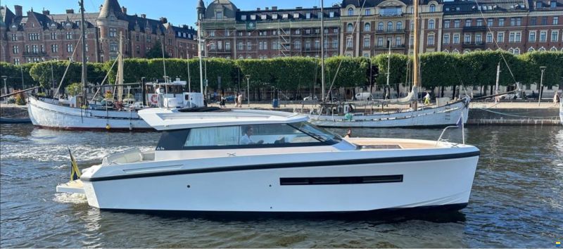 Delta Powerboats 33 Coupé