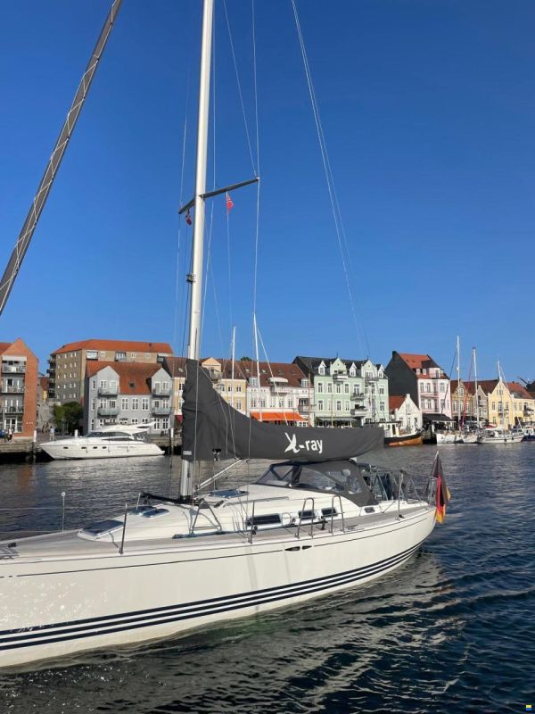 X-Yachts X-37