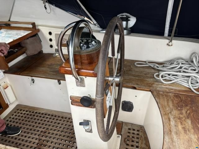 Hallberg-Rassy 38