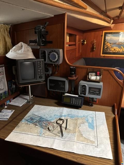 Hallberg-Rassy 38