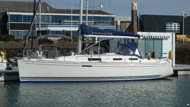 Dufour 325 Grand Large