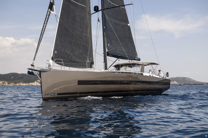 Beneteau Oceanis yacht 62