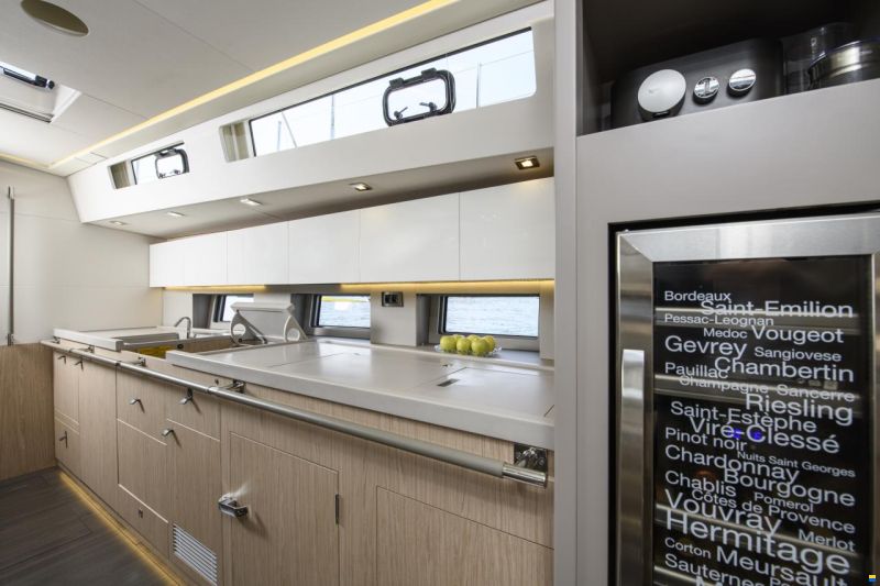 Beneteau Oceanis yacht 62