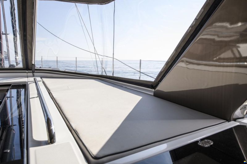Beneteau Oceanis yacht 62