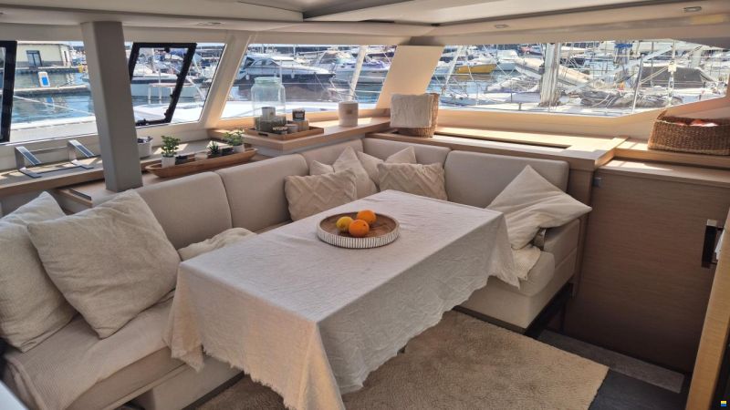 Fountaine Pajot Astrea 42