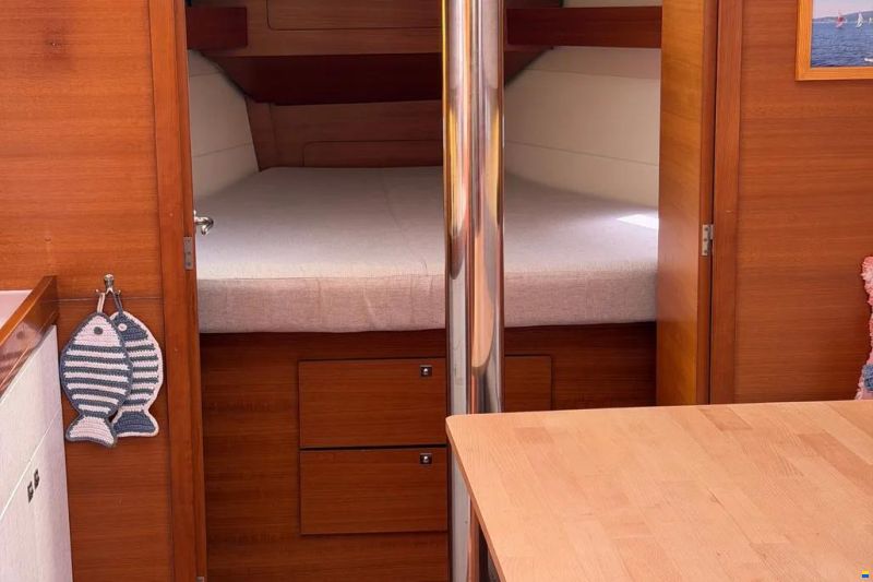Dufour 382