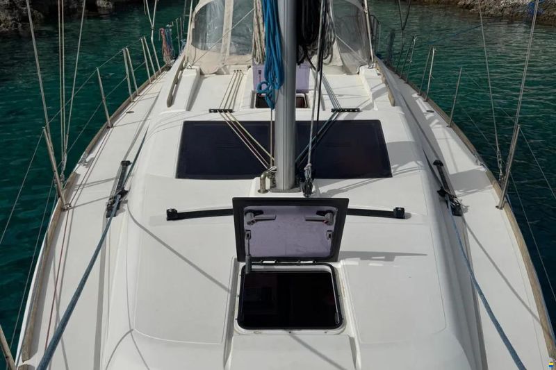 Dufour 382