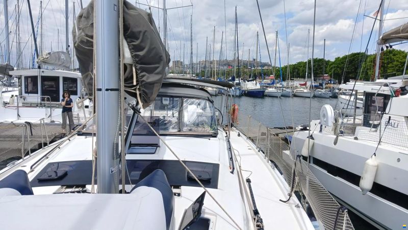Dufour 470