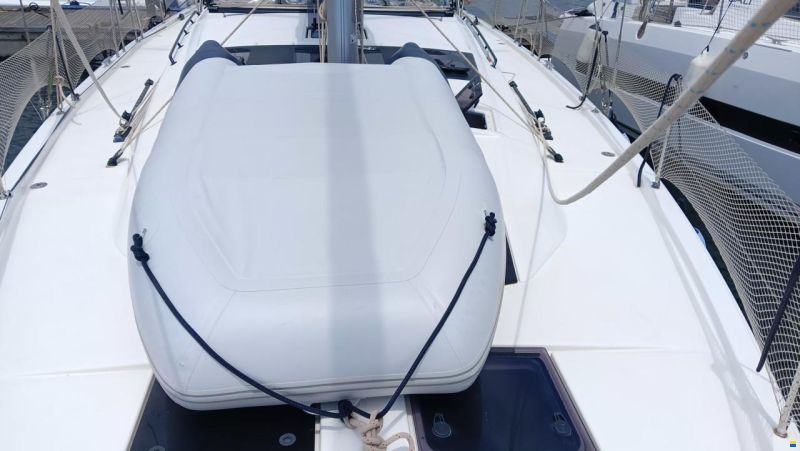 Dufour 470