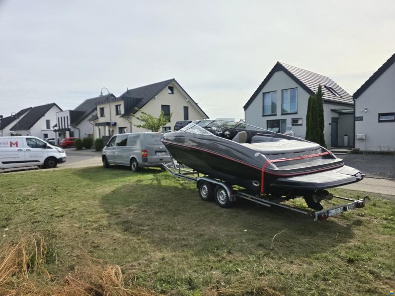 Rinker Captiva 232