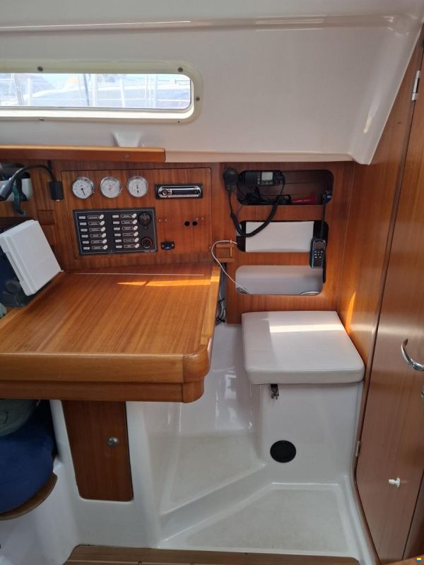 Dufour 30 Classic