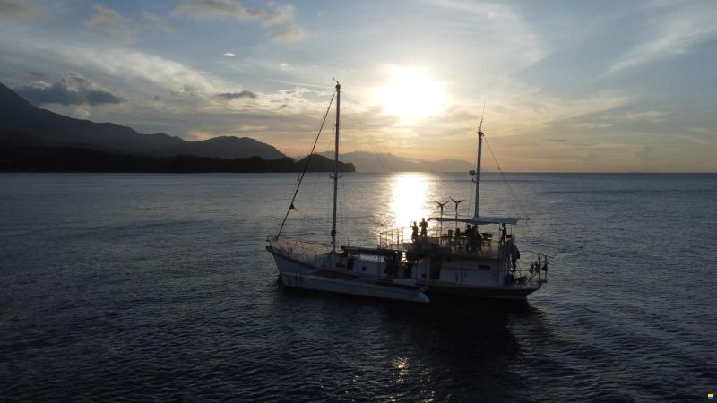 60ft Trimaran Spacious Motorsailer