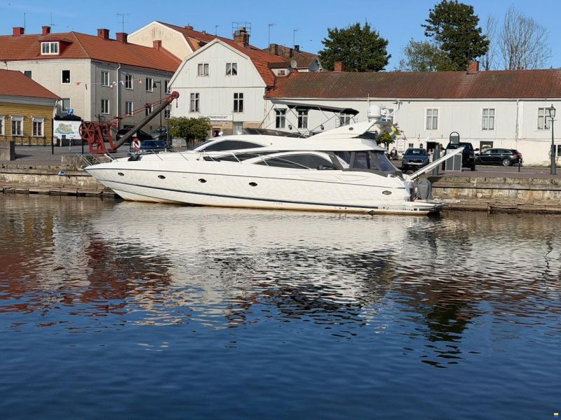 Sunseeker Manhattan 64