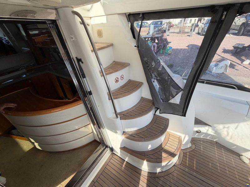 Sunseeker Manhattan 64