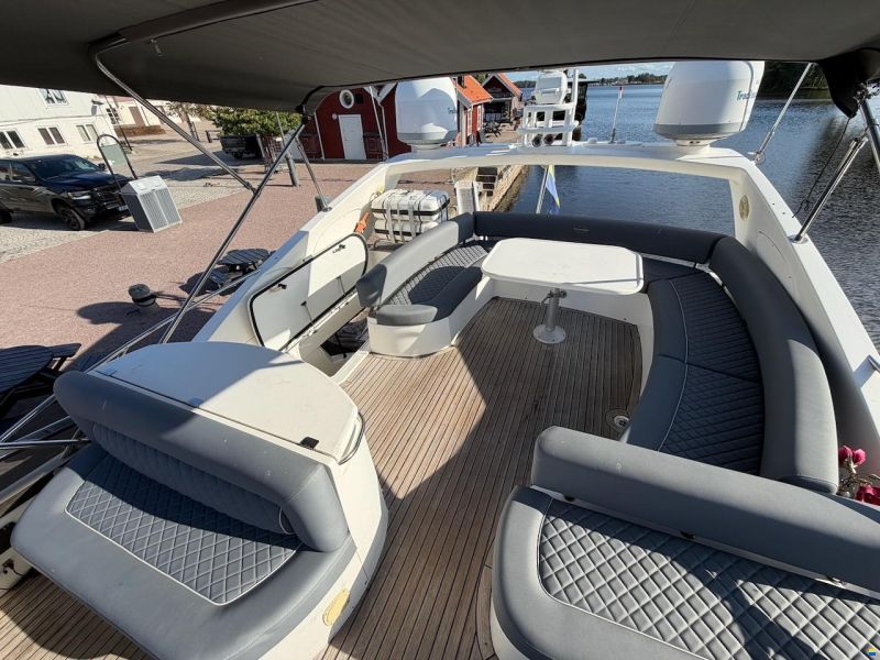 Sunseeker Manhattan 64