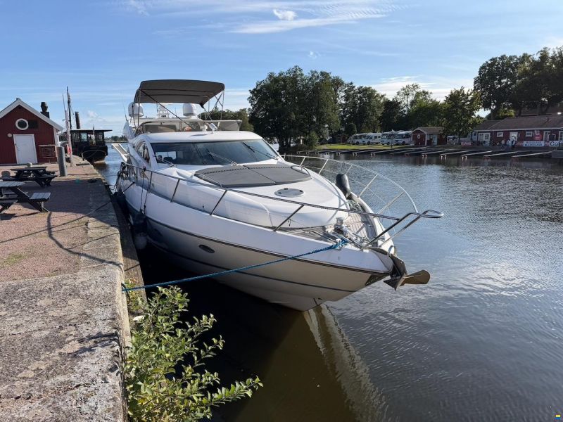 Sunseeker Manhattan 64