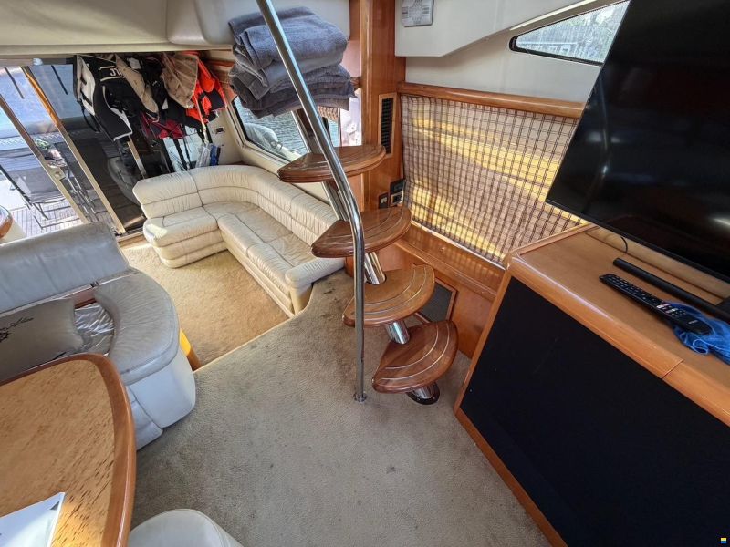 Sunseeker Manhattan 64