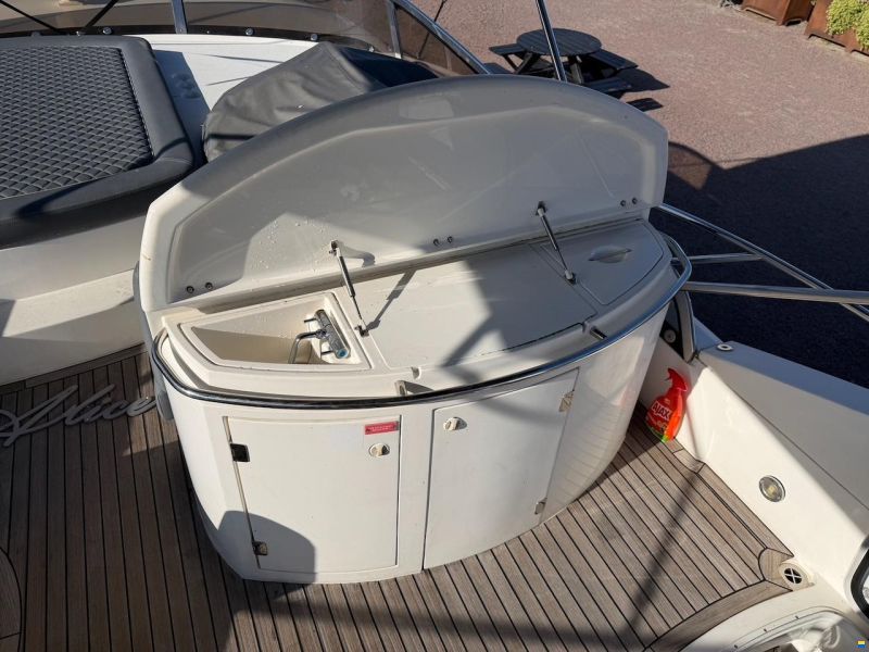 Sunseeker Manhattan 64