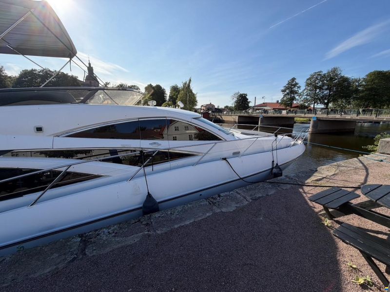 Sunseeker Manhattan 64