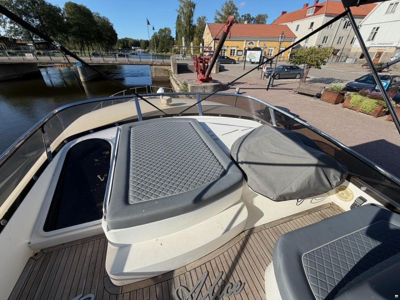 Sunseeker Manhattan 64