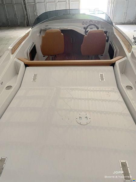Frauscher Fantom 858