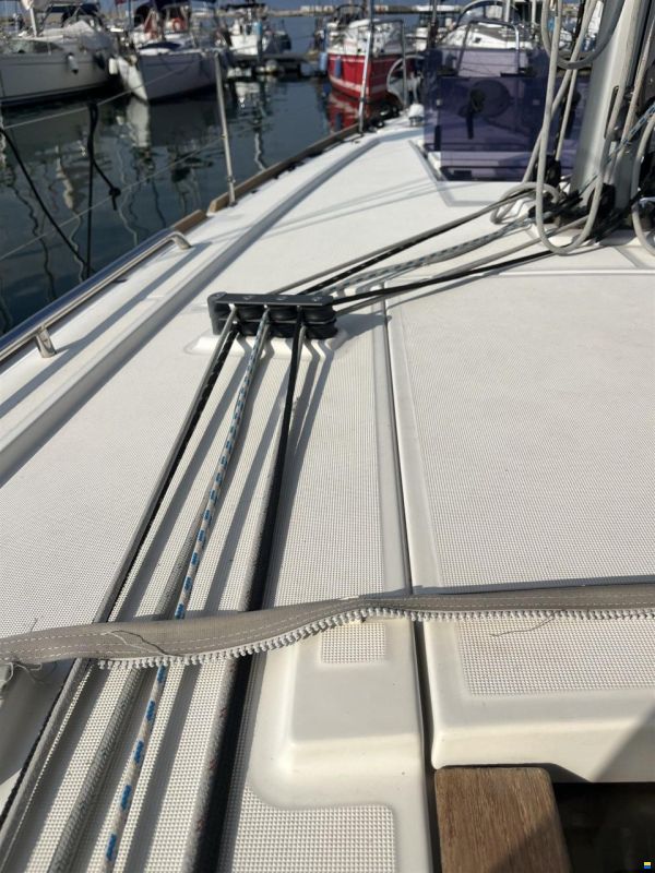 Beneteau OCEANIS 35