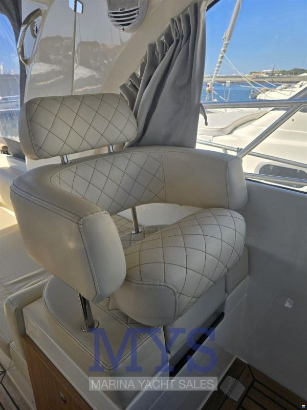 Marex 310 Sun Cruiser