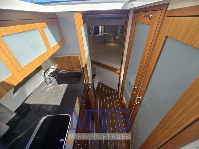Marex 310 Sun Cruiser