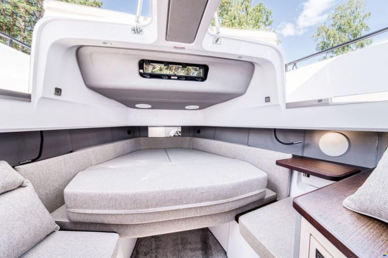 Axopar 45 Cross Cabin BRABUS