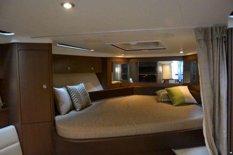 Sea Ray 350 Sundancer