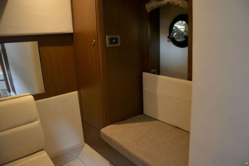 Sea Ray 350 Sundancer