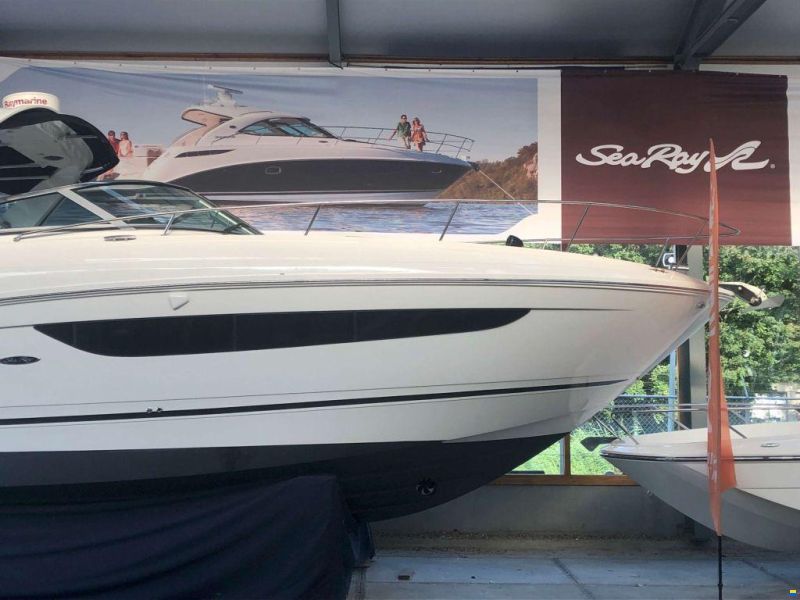 Sea Ray 350 Sundancer