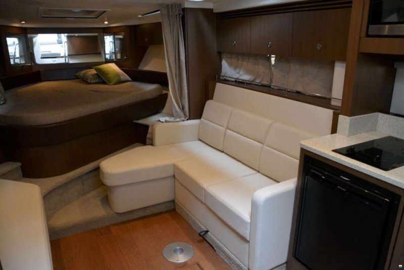Sea Ray 350 Sundancer