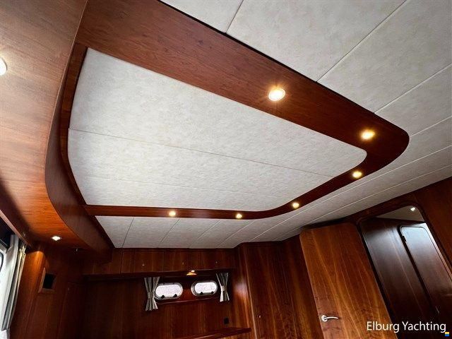 Van den Hoven 1600 - Exclusive