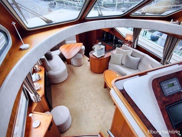 Van den Hoven 1600 - Exclusive