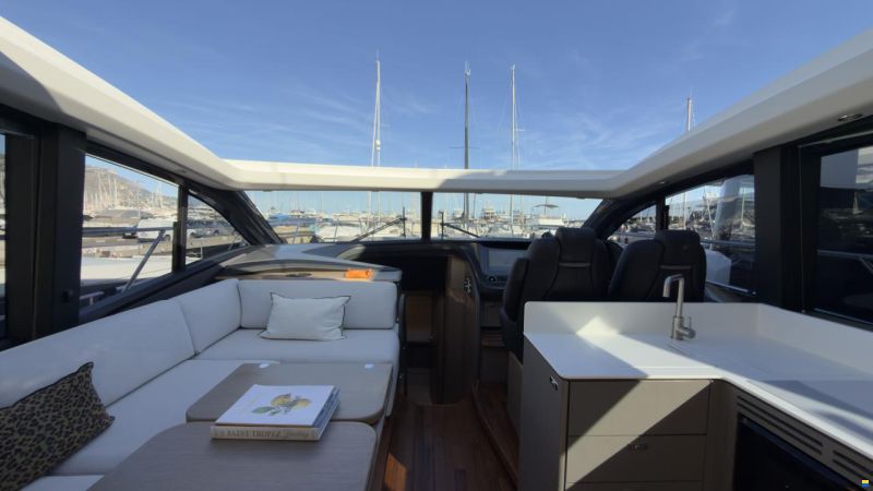 Princess V55