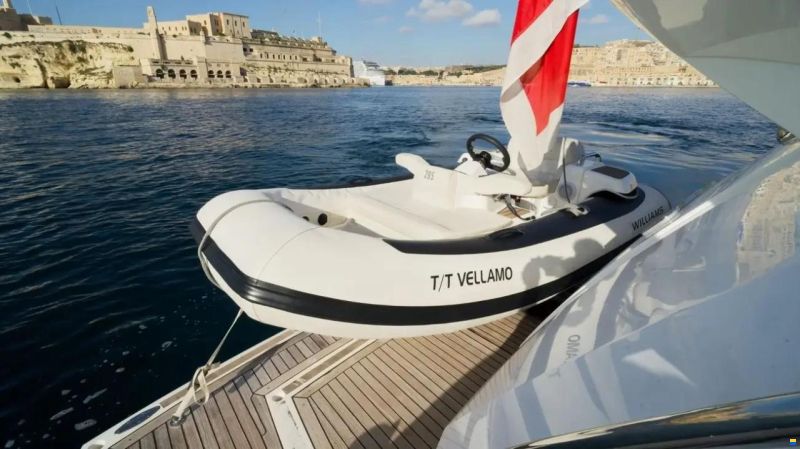 Sunseeker Predator 64