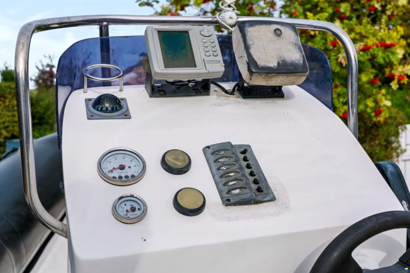 Bombard 600