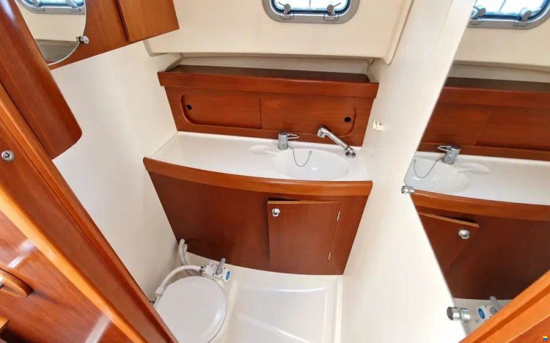Beneteau Antares Serie 9