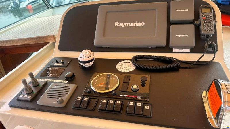 Linssen 40.9