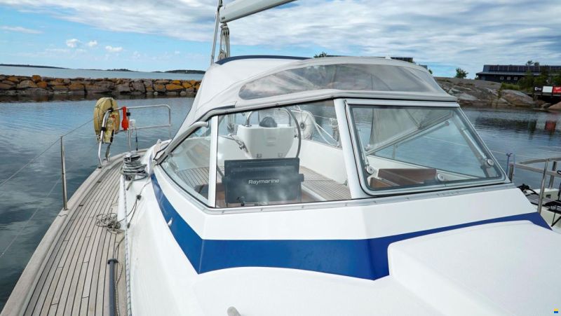 Hallberg-Rassy 37