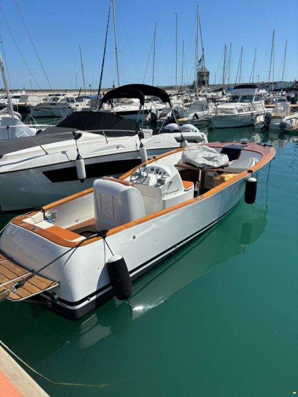 3D Tender Open Original Marine Ribs