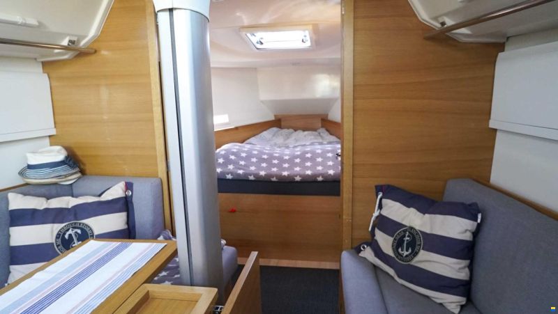 Salona 380