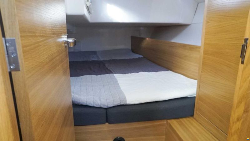 Salona 380